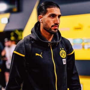 Emre Can Instagram - A successful last game to end the Bundesliga season. But today is all about one person. Thank you @marcinho11 for everything. It has been an honour to play side by side with you for our fans all these years. The job is not done yet.. See you at Wembley 🏆⚫️🟡

#weCan #EC23