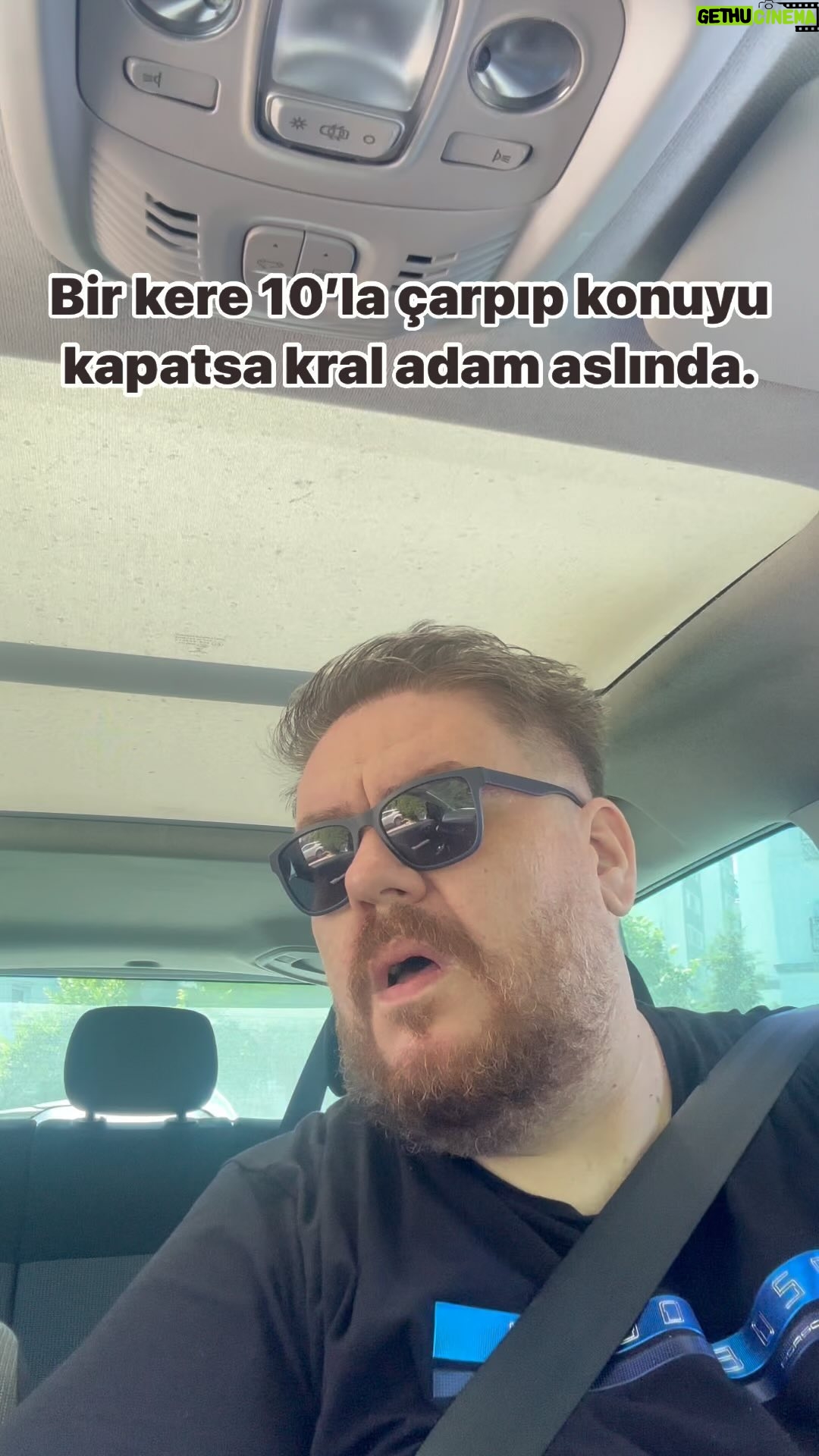 Emre Mutlu - 78.1K Likes - Bir kere 10’la çarpıp konuyu kapatsa kral adam aslında.