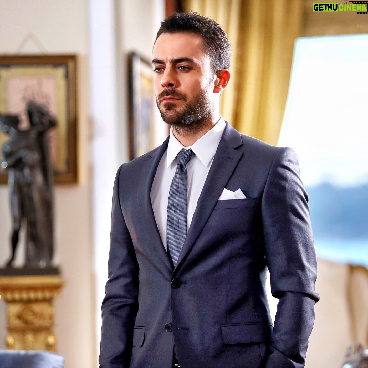 Eren Hacısalihoğlu - 3 Likes - #aşkyalanısever #tb