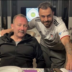 Eren Hacısalihoğlu Instagram - LEGEND!!! ALKIŞLAYIN ŞAMPİY10 u 🦅🦅🦅🦅🦅 #beşiktaş