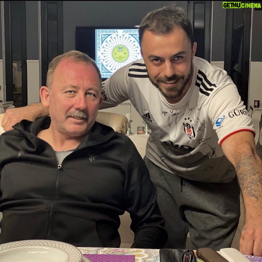 Eren Hacısalihoğlu - 3 Likes - LEGEND!!! ALKIŞLAYIN ŞAMPİY10 u 🦅🦅🦅🦅🦅 #beşiktaş
