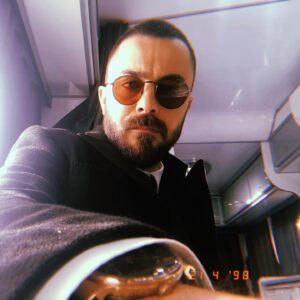 Eren Hacısalihoğlu Instagram - Karavan günleri de çok özlendi. #tb