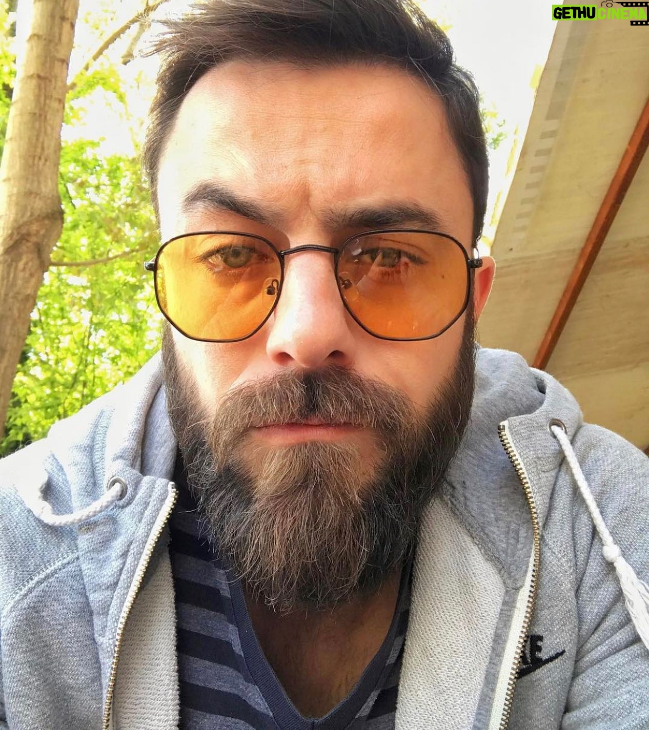 Eren Hacısalihoğlu - 3 Likes - Arşive geçişler başladı ince ince #tb