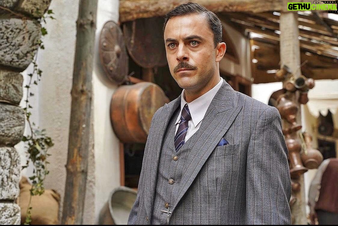 Eren Hacısalihoğlu - 3 Likes - Kenan. #aziz