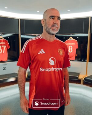 Éric Cantona Instagram - 👑 The king approves.

#MUFC #ManUtd #Cantona #ShotOnSnapdragon