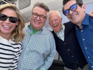 Eric Stonestreet Instagram - It was fun getting some of the band back together. @whatsapp