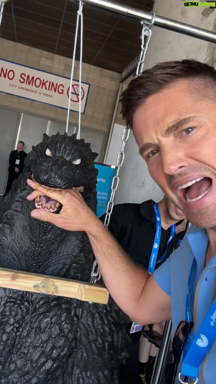 Eric Winter - 106.9K Likes - Comic Con 2024 was a success! Love this group and our amazing show @therookieabc We are incredibly blessed with this amazing fandom to be here for our season 7 launch! Vamos! #therookie #bradford #comiccon
Styled by @janellelyn
outfit - @paulsmithdesign
shoes - @giuseppezanotti