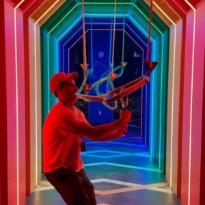 Erick Elías Instagram - VEGAS!! 🕶️💦🥞💰🎰🛝🍸🍬🌈💫🦷
@manolocaro