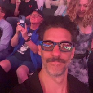 Erick Elías Instagram - VEGAS!! 🕶️💦🥞💰🎰🛝🍸🍬🌈💫🦷
@manolocaro