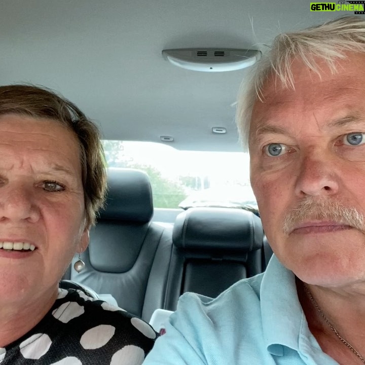 Erik Hagen - 4.4K Likes - Da går veien til Røros 👍🌺🦊🐝😇