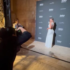Erika Schneider Instagram - @forbesbr NYC 

@unityseven 
@lolokamakeup