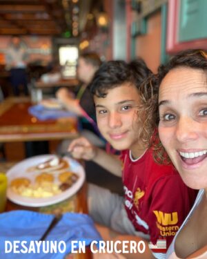 Érika Villalobos Instagram - Diecinueve años han pasado desde que soy mamá. Diecinueve años desde que di ese primer beso a la pequeña criatura que hoy ya es todo un hombre con sueños enormes, talento de sobra y un corazón de oro.
Me enseñaste a ser mamá, me hiciste las cosas fáciles siendo tan noble, me sorprendiste con tu arte y ahora -junto con tu hermana- eres mi confidente y mi soporte en los momentos más difíciles. ✨El universo me ha dado más de lo que podía pedir✨
Un año más de vida Mikael.
Y que vengan muchos más llenos de todo lo hermoso que te mereces.