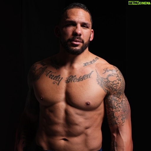 Eryk Anders - 3 Likes - Ooo you think darkness is your ally….
#yaboi
