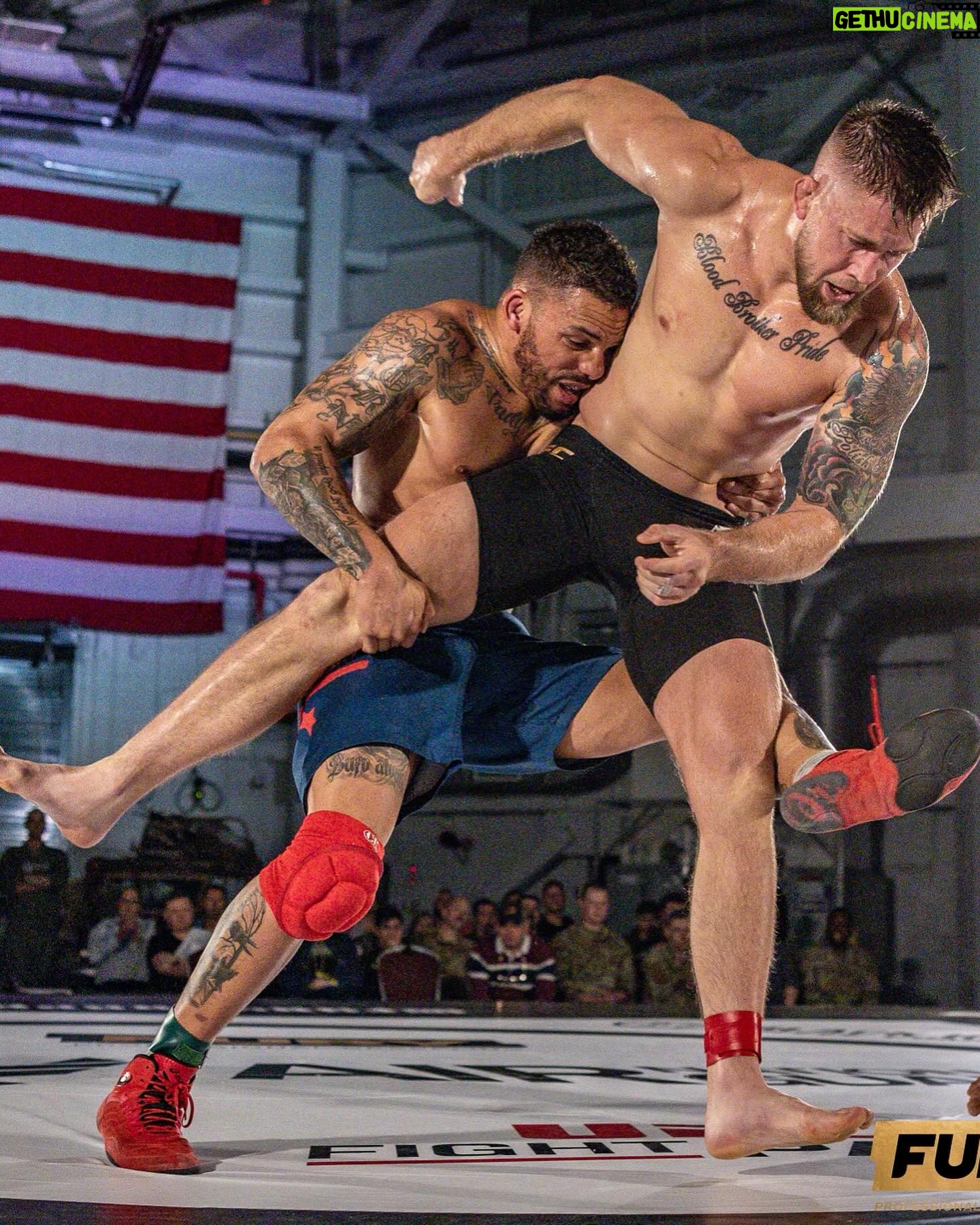Eryk Anders - 739 Likes - Rãsslin 🤼♂️
#yaboi
