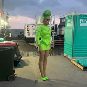 Etcetera Etcetera Instagram - @summercampfestivalau 💚 ilysm everyone who danced along with us ~ luv doing this silly little drag on a big big big stage