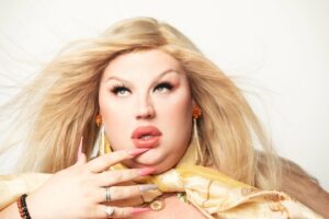 Eureka O'Hara Instagram - Since I’ve re-transitioned, people closest to me don’t believe it was authentic. I still get questioned occasionally and I’m just gonna say it’s no one’s business. However I decide to share my story and my gender expression to mirror my truest identity and that is best represented in this photo.
.
Thank you @vadellaphoto for capturing this moment.
. 
Thank you @theplusbusboutique for supporting my image during this really intimate transitional time in my life. 
.
Thank you @pegmgmt for producing this brow campaign.
EUREKA BROWS #ashyblonde 
Link in Bio