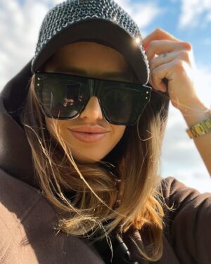Eva Hayek Instagram - ☀️