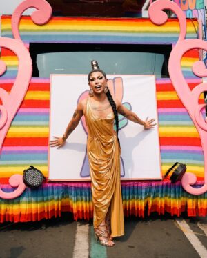 Eva Le Queen Instagram - Pride is and will always be a protest. #LoveLaban2Everyone🏳️‍🌈 

Special thanks to @athenacareersph.