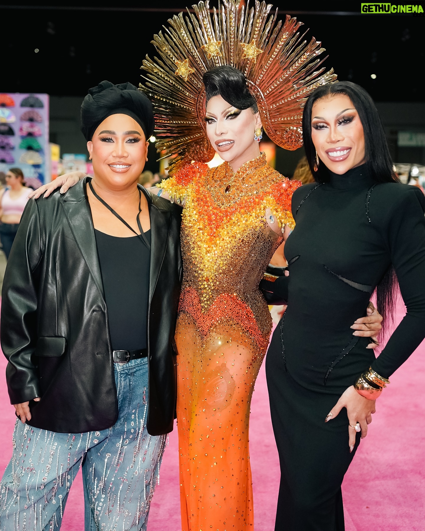 Eva Le Queen - 16.9K Likes - Walking the pink carpet as your Filipina Global Glamazon 🌎🇵🇭
Wearing custom couture by @leoalmodal
Headpiece & Earrings by @leoalmodal
Styled by @ryujishiomitsu