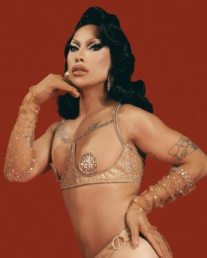 Eva Le Queen Instagram - Haters will say this is edited 😌

Rocking my new body care of @montinola_aesthetic. Eva Le Queen 2.0. 👑

Hair by @martha.amethyst 
Look by @klvnqnbrrs 
Body by @montinola_aesthetic 
Photo by @alansegui @studiosegui 
Special thanks to
@jeyooo_ 
@lyndonkyle_ 
@mileswency 
@monicadajose 
@jeannedillon 
@_gaaabbiii 
@jackyjohncielo