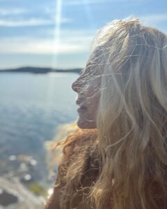 Actress Eva Röse HD Instagram Photos and Wallpapers July 2024