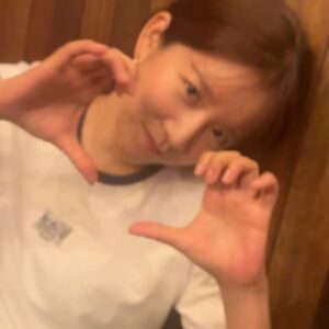 Exy Instagram - 🙂‍↔️✌🏻