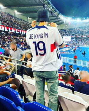 Fabien Corbineau Instagram - 그래도 즐거웠다! 
리그앙인 데뷔 👏잘했어요
#화가나 #파비생제르망 #psg