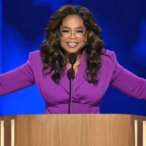 Fabienne Colas Instagram - What a great time to be alive! To Democracy, Hope, Freedom, Class, Respect, and Joyyyyyyyyyy!!!! The Captain gets to set the tone, and Kamala Harris did at the Democratic National Convention 2024. The energy is through the rooof and is so contagious: from Lil Jon to Spike Lee, from Steve Wonder to Oprah, from the Obamas to the Clintons... #SoProud #KamalaHarrisForPresident #DNC