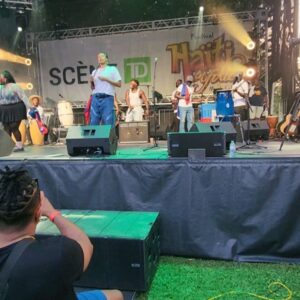 Fabienne Colas Instagram - Konbit pour Haiti au 18e @festivalhaitienfolie à Montreal au Parc Lafontaine. #HEF24 @shreez @wesli_officiel @shahfrank_ William Osias, @tabi_yosha @ketsmy_official Ericka. Dir musicale Poopy Duverne. Dir artistique Sylphir Charest