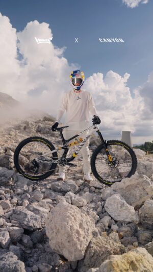 Fabio Wibmer Instagram - The new Canyon Torque CF CLLCTV FW is here 😮‍💨🤝
So hyped how it turned out! Now available online 
@canyon