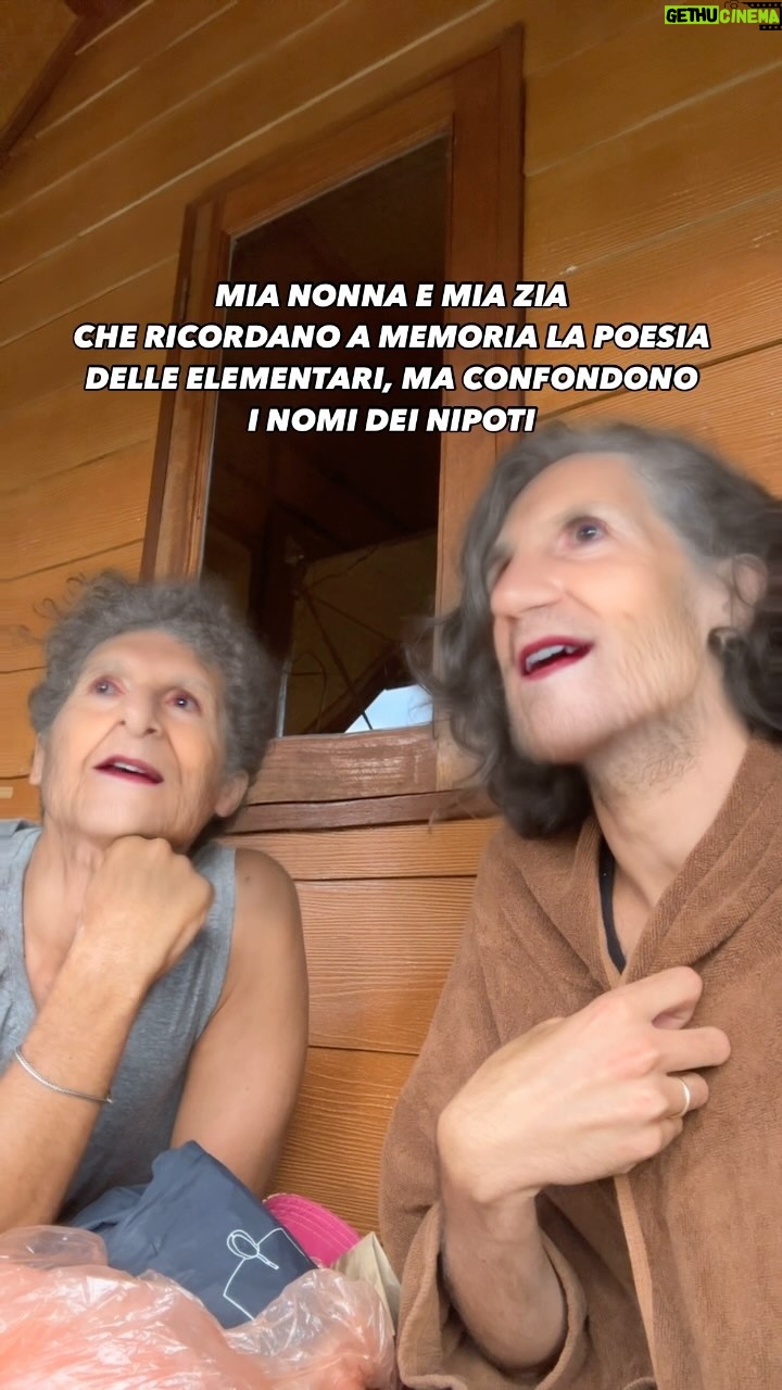 Fabrizio Colica - 49.2K Likes - Scusate l’incespicare di Catena, ma era emozionata. Abbiamo interrotto, perché lo sguardo di Crocifissa non presagiva nulla di buono. #granny #grandma #nonne