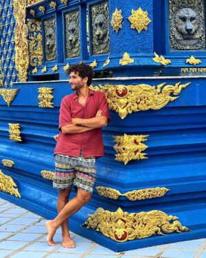 Fabrizio Colica Instagram - Cosa siamo costretti a fare per scappare dalle hit estive in Italia
