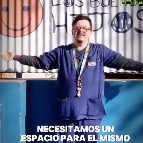 Facundo Arana - 2K Likes - Vean bien todo el video de mi Amigo Augusto… a El ya lo conocen. Se puso al hombro esta campaña genial.. La mano que pide es preciosa. No sirve (aunque será bienvenido) que venga un belleteróoon aislado a poner todo lo que se necesita. Más bien un poco cada uno. Lo que se pueda. Yo lo hago ya mismo. Sería lindo que puedan terminar esa casa rápido en estos tiempos difíciles. Porque ellos entienden de Amor, que es lo que dan. Los invito a ser parte de esta utopía maravillosa. Que tengan una buena tarde!! El alias es escuela.buenos.hijos … Seguilos! @escuelabuenoshijos