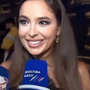 Faiq Ağayev Instagram - 💛 @leyla999 💛
Thank you so much for your wonderful heart, love and respect!
Special for you - "Sən Gəlməz Oldun" 🎶

@dream.musicfest 2024 
Final show | 28.07.2024 

• video: @aliyevjabir

#faiqagayev 
#music
#love
#megastar 👑
#fyp