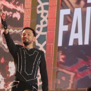 Faiq Ağayev Instagram - Səhnə, coşqu, sevgi, musiqi və SİZ - sevimlilərim! ❤️❤️❤️

@dream.musicfest 2024 🎶
final show | 28.07.2024 
• video: @haku.ma1ik

• styling: @aliyevjabir

  geyim:
• Red Carpet 
- jacket: design & tailoring: @f.r_class
- hand work: @sameera.official_
- shoes: @danilov_baku

• stage
- jacket & gloves: @sameera_designer_
- trousers: @f.r_class

• F.A team:
@azermusayevv.75
@styling.aliyevjabir
@huseynova_y555
@tural_asgarov.99

• dance group: @stage.danceshow|@el.di_danceaz
• balaban, ney: @feganofficial

• visual performance: @zahidhuseynovj

#faiqagayev 👑
#music
#fashion
#love
#megastar
#fyp
