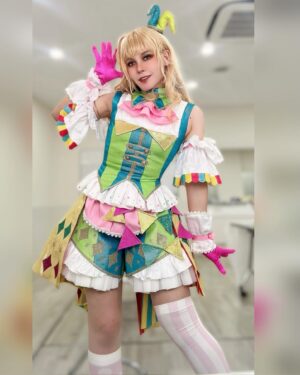 Fairouz Ai Instagram - みんなのキラキラ笑顔…
見〜つ・け・た・よ〜🎪💚

プリ☆チャン単独ライブに初めて参加できて嬉しかった！
みんなありがとう〜〜！！

#プリチャンスペースシップ
#キラッとプリチャン 
#fairouzai
#ファイルーズあい