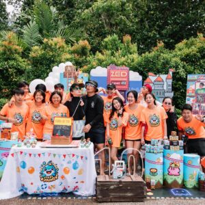 Fann Wong Instagram - Happy National Day ❤️❤️❤️

Zed turns 10 today ❤️ Here’s to my young man, growing up with the bold spirit and daring heart of a pirate as u navigate life’s exciting adventures! Happy Birthday my fearless captain ❤️

Heartfelt thank you to the amazing @startyoungsg @downtowneast who brought Zed’s pirate-themed party to life! Your passion, energy, and creativity truly made the day unforgettable, allowing parents to sit back and relax. You guys are absolutely wonderful! ⚓🎉 

@startyoungsg 
@downtowneast 
@aiainbaby 谢谢life guard , 你可以下次陪我玩Kraken吗？😤
@charzsim 
@zachleong Thank you for the retro cake 🤩🤩🤩
@jianyongtan