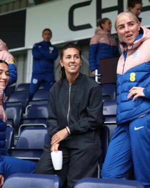 Fara Williams Instagram - ❤️ @fara44