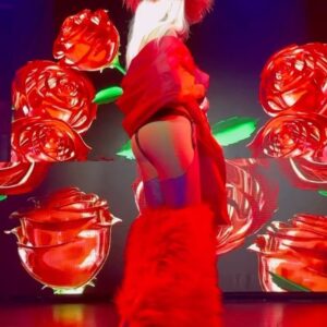 Farida Kant Instagram - Una delle fantastiche serate del Venerdì notte di @muccassassinaofficial  in compagnia della vincitrice della terza stagione di @dragracees @pititaqueen  e della@mia favolosa sister @le_riche.official  e ovviamente, tutti voi miei meravigliosi.