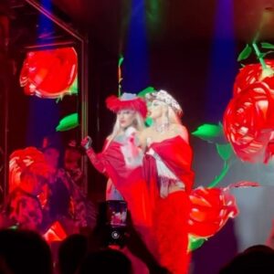 Farida Kant Instagram - Una delle fantastiche serate del Venerdì notte di @muccassassinaofficial  in compagnia della vincitrice della terza stagione di @dragracees @pititaqueen  e della@mia favolosa sister @le_riche.official  e ovviamente, tutti voi miei meravigliosi.