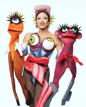 Farida Kant Instagram - Tra moglie e marito non mettere il dito! 
happy Valentine’s Day 💘 

ph: @robertochiovitti 
costume designer : me
wig: me
puppets: me