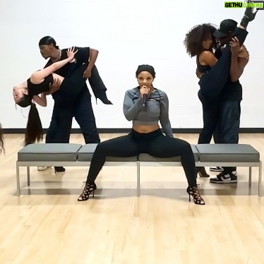 Most liked Instagram photo of Fatima Robinson