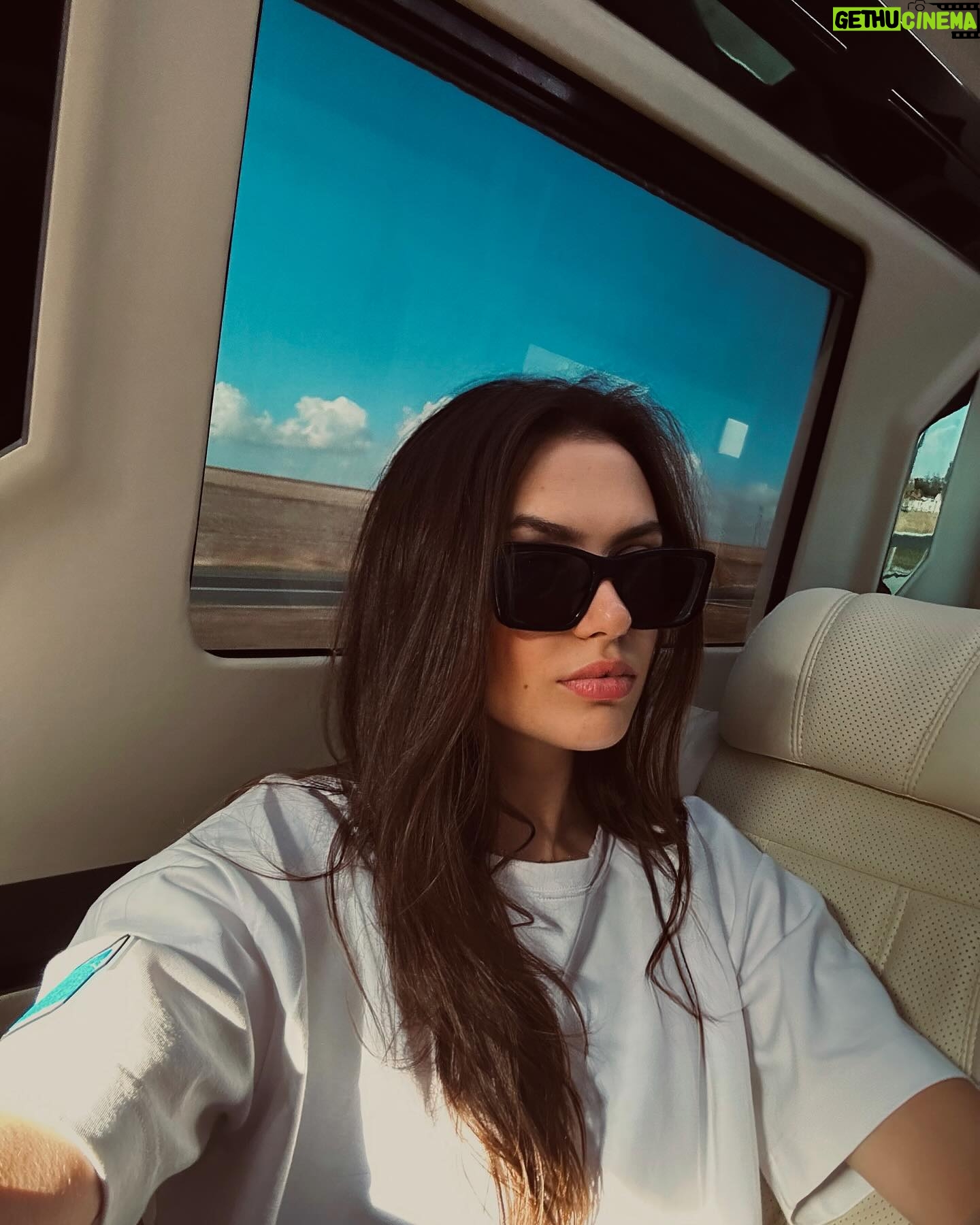 Felicia Sağnak - 6.4K Likes -