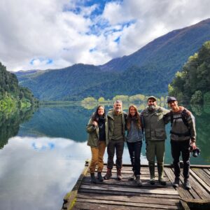Felipe Braun Instagram - Sobre la Tierra hoy a las 15.30hrs!! 
No se pierdan este lindo capítulo que hicimos en el @parquefutangue junto a @cotedelafuente1 y @leoprieto , está muy interesante!!!
Pudimos conversar sobre sus proyectos, sostenibilidad, ciencia y muchísimo más!
¿Ya lo vieron? Los leo!!
.
.
.
#sobrelatierra #naturalezachilena #surdechile #futangue #parquefutangue #trekkingchile