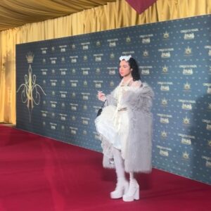 Felix Mufti Instagram - cirque du soliel premiere the other night was insaneee 🙏🏽
styled by @pretending2besomeone
makeup by @saffronjacobsmakeup 
nails by @nudeynails