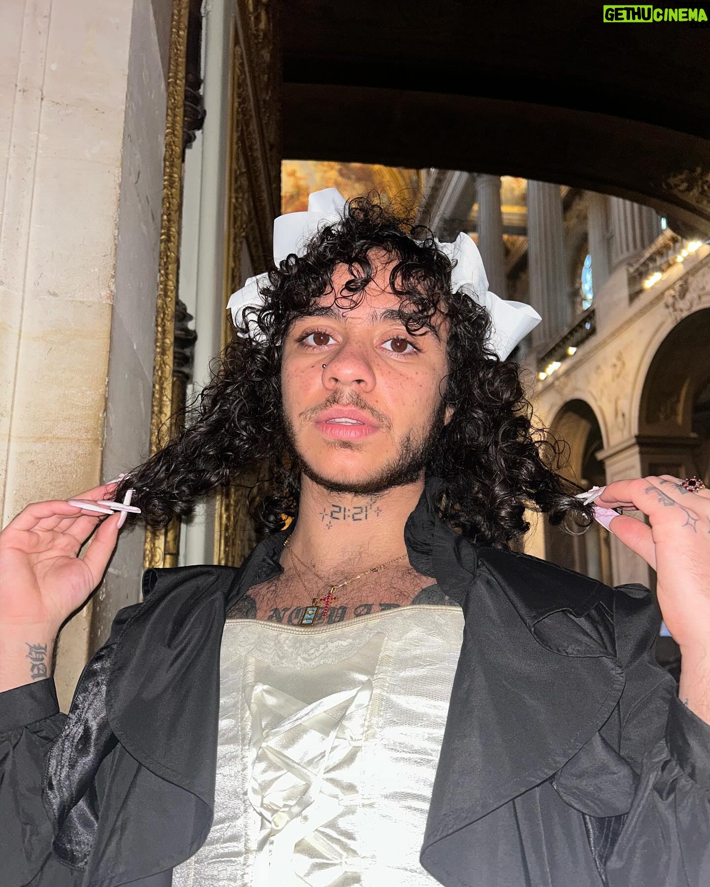 Felix Mufti - 5.7K Likes - rip marie antoinette ye would have loved a blue razz lost mary x