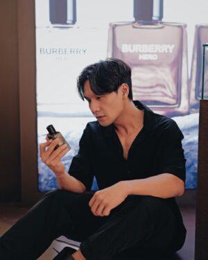 Fendy Chow Instagram - Love at first smell with this Burberry Hero Parfum ❤️
@luxasia.idn
