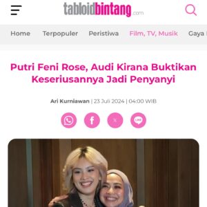 Feni Rose Instagram - 22 Juli kemarin, ketemu sama teman2 media dlm rangka memperkenalkan @audikiranaa dan single terbarunya, sebuah remake lagu Seberkas Sinar yg dipopulerkan Nike Ardilla, ciptaan Deddy Dores.  Dua legend musik di tanah air. 

Sebagai gen Z, khususnya genZ jaksel yg bahasa Indonesianya ber akasen 😅.. ibuk mau memperkenalkan anak ini pd lady2 rocker seniornya dan lagu2 rock Indonesia. 

Sebelumnya @audikiranaa  sdh menulis dan merilis 3 single, yg semuanya bahasa inggris dg sentuhan Rock.  Jadi supaya dia jg semakin menyelami karya2 musisi Indonesia, maka ibuk perdengarkan dia dg bbrp lagu rock Indonesia.  Dan lagu Seberkas Sinar ini salah satu yg nyantol di hati Audi.  Dia bilang, dia suka bgt, menyentuh emosinya dan juga mengingatkannya pd lagu2 Scorpions. 

Lalu kita berencana remake lagu ini, langsung menghubungi keluarga Alm Deddy Dores dan publising nya. 

Kemudian kita rembukan dg om @danielclift  sbg music directornya Audi dan @richardbenhard the producer. 

Nggak ada yg bisa melampaui ke legend an Seberkas Sinar dg Nike Ardilla sbg penyanyinya.  Bahkan @calvindores.28 pun mengisahkan, Nike Ardilla adalah “Seberkas Sinar” nya Deddy Dores,  yg menginspirasi lagu ini. 

Jadi single yg dirilis @audikiranaa ini, adalah sebuah apresiasi thdp karya dan sejarah 2 legend tersebut… dan mencoba menginterpertasikan lagu ini sesuai karakter vocal Audi. 

Ada yg suka atau ada yg kurang cocok, semuanya kita syukuri, Alhamdulillah.  Lewat project ini, anakku belajar juga tentang sejarah 2 legend music tanah air.. sembari terus mengasah kemampuan musikalitasnya. 

Semoga Berkenan .. ❤️ 
Love ibuk2 “ratu gossip” dan besok harga naik. 

Thank you @d_str and team, serta @blackjackjkt dan @ernestsilanoe  untuk support nya di event ini. 

#neposandchroniku