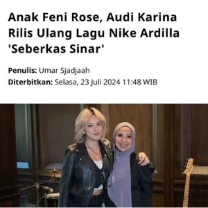 Feni Rose Instagram - 22 Juli kemarin, ketemu sama teman2 media dlm rangka memperkenalkan @audikiranaa dan single terbarunya, sebuah remake lagu Seberkas Sinar yg dipopulerkan Nike Ardilla, ciptaan Deddy Dores.  Dua legend musik di tanah air. 

Sebagai gen Z, khususnya genZ jaksel yg bahasa Indonesianya ber akasen 😅.. ibuk mau memperkenalkan anak ini pd lady2 rocker seniornya dan lagu2 rock Indonesia. 

Sebelumnya @audikiranaa  sdh menulis dan merilis 3 single, yg semuanya bahasa inggris dg sentuhan Rock.  Jadi supaya dia jg semakin menyelami karya2 musisi Indonesia, maka ibuk perdengarkan dia dg bbrp lagu rock Indonesia.  Dan lagu Seberkas Sinar ini salah satu yg nyantol di hati Audi.  Dia bilang, dia suka bgt, menyentuh emosinya dan juga mengingatkannya pd lagu2 Scorpions. 

Lalu kita berencana remake lagu ini, langsung menghubungi keluarga Alm Deddy Dores dan publising nya. 

Kemudian kita rembukan dg om @danielclift  sbg music directornya Audi dan @richardbenhard the producer. 

Nggak ada yg bisa melampaui ke legend an Seberkas Sinar dg Nike Ardilla sbg penyanyinya.  Bahkan @calvindores.28 pun mengisahkan, Nike Ardilla adalah “Seberkas Sinar” nya Deddy Dores,  yg menginspirasi lagu ini. 

Jadi single yg dirilis @audikiranaa ini, adalah sebuah apresiasi thdp karya dan sejarah 2 legend tersebut… dan mencoba menginterpertasikan lagu ini sesuai karakter vocal Audi. 

Ada yg suka atau ada yg kurang cocok, semuanya kita syukuri, Alhamdulillah.  Lewat project ini, anakku belajar juga tentang sejarah 2 legend music tanah air.. sembari terus mengasah kemampuan musikalitasnya. 

Semoga Berkenan .. ❤️ 
Love ibuk2 “ratu gossip” dan besok harga naik. 

Thank you @d_str and team, serta @blackjackjkt dan @ernestsilanoe  untuk support nya di event ini. 

#neposandchroniku