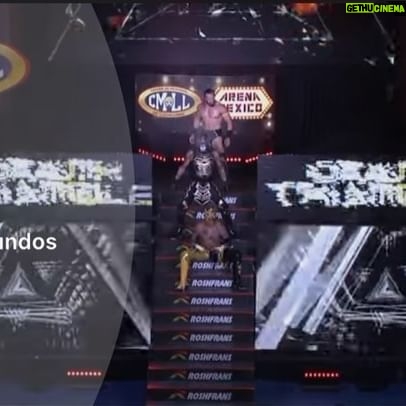 Fénix - 5.9K Likes - Ayer por la noche fue una locura, una total locura, GRACIAS MÉXICO 🇲🇽
Me duele decir que tenía algo de tiempo que no sentía lo que ayer volví a sentir, volví a vivir el amor y la pasión por mi trabajo, desde que desperté hasta que termino el día.
No importa quien se ponga en medio del camino, no importa si mi nombre no es el mismo, o tiene que cambiar para lucharle a mi gente. Tal ves podrán controlar eso, pero no podrán controlar el amor y la pasión que tenemos por la lucha libre y por nuestros aficionados, y mucho menos podrán controlar el amor y apoyo de nuestros aficionados. Gracias los amo ❤️
The Death Triangle se hizo presente en la Catedral de la lucha libre, Los Lucha Brothers regresaron al @cmll_mx , The MexaKing o mejor dicho The King está de vuelta!
Gracias @cmll_mx Gracias @arenamexico_oficial
#Animo #MexaKing #TheKing